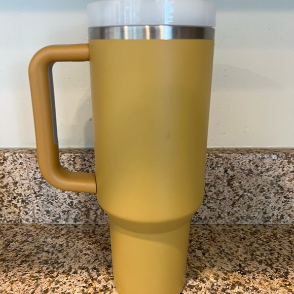 Stanley, 40 oz. tumbler - Picture 6 of 7